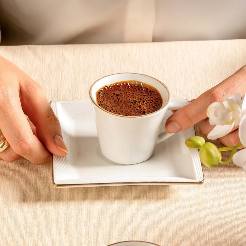 Nehir Menekşe / Begonvil Fincan Takımı