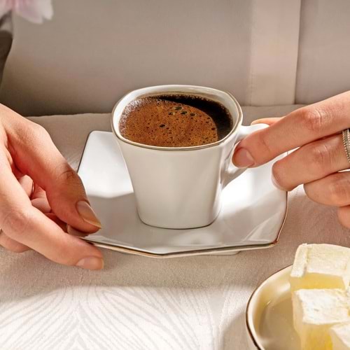 Nehir Menekşe / Begonvil Fincan Takımı